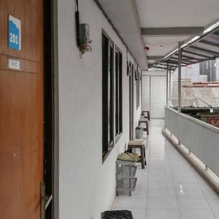 Laponca Residence Pondok Cabe Syariah Redpartner Duku Esterno foto