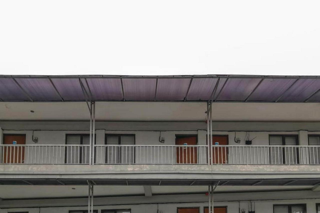Laponca Residence Pondok Cabe Syariah Redpartner Duku Esterno foto