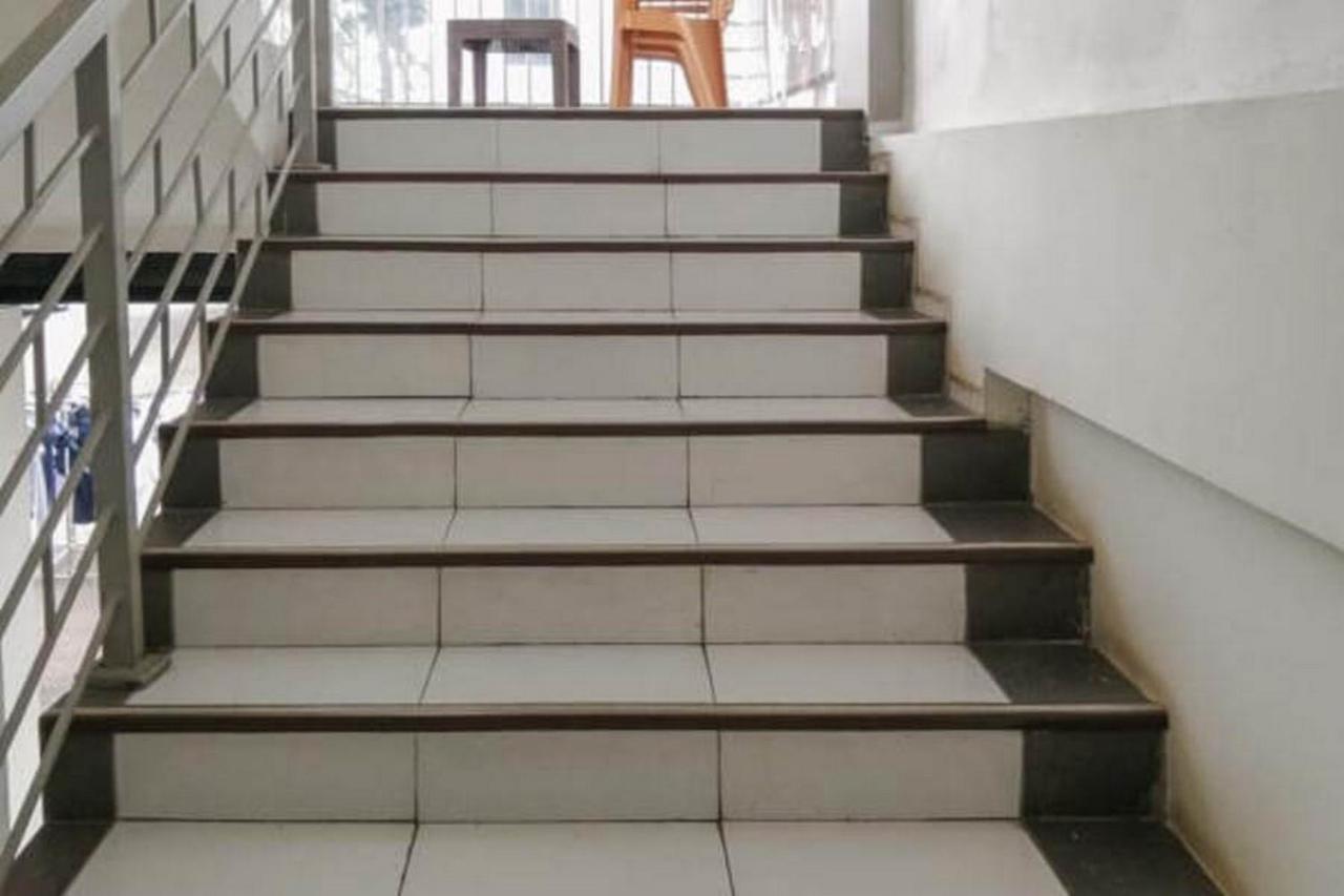 Laponca Residence Pondok Cabe Syariah Redpartner Duku Esterno foto