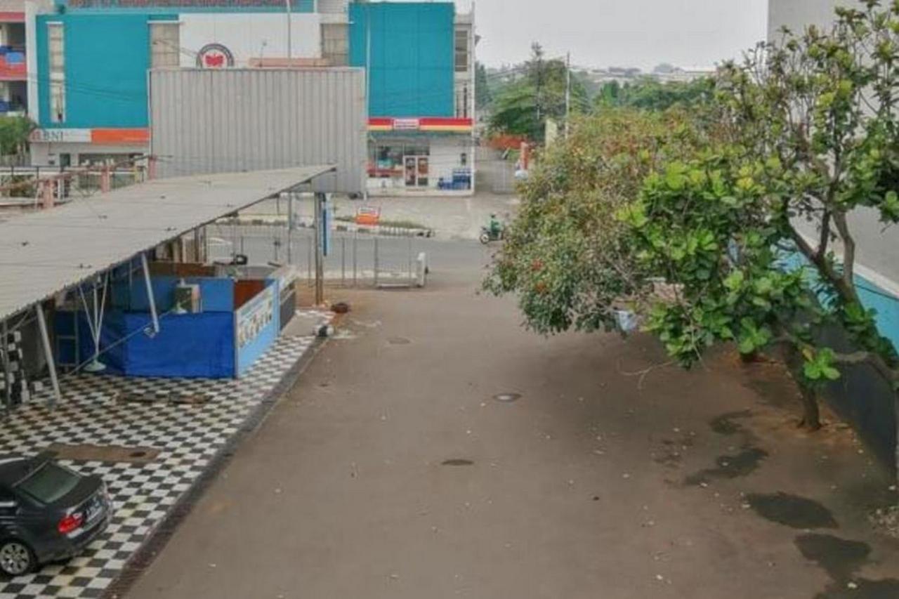 Laponca Residence Pondok Cabe Syariah Redpartner Duku Esterno foto